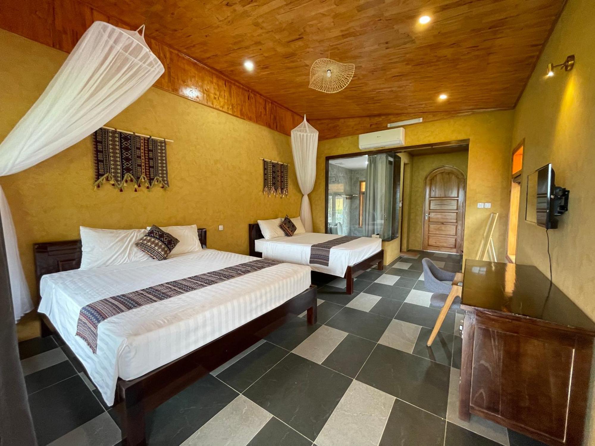 Sky Bay Lodge Ha Giang Exteriér fotografie