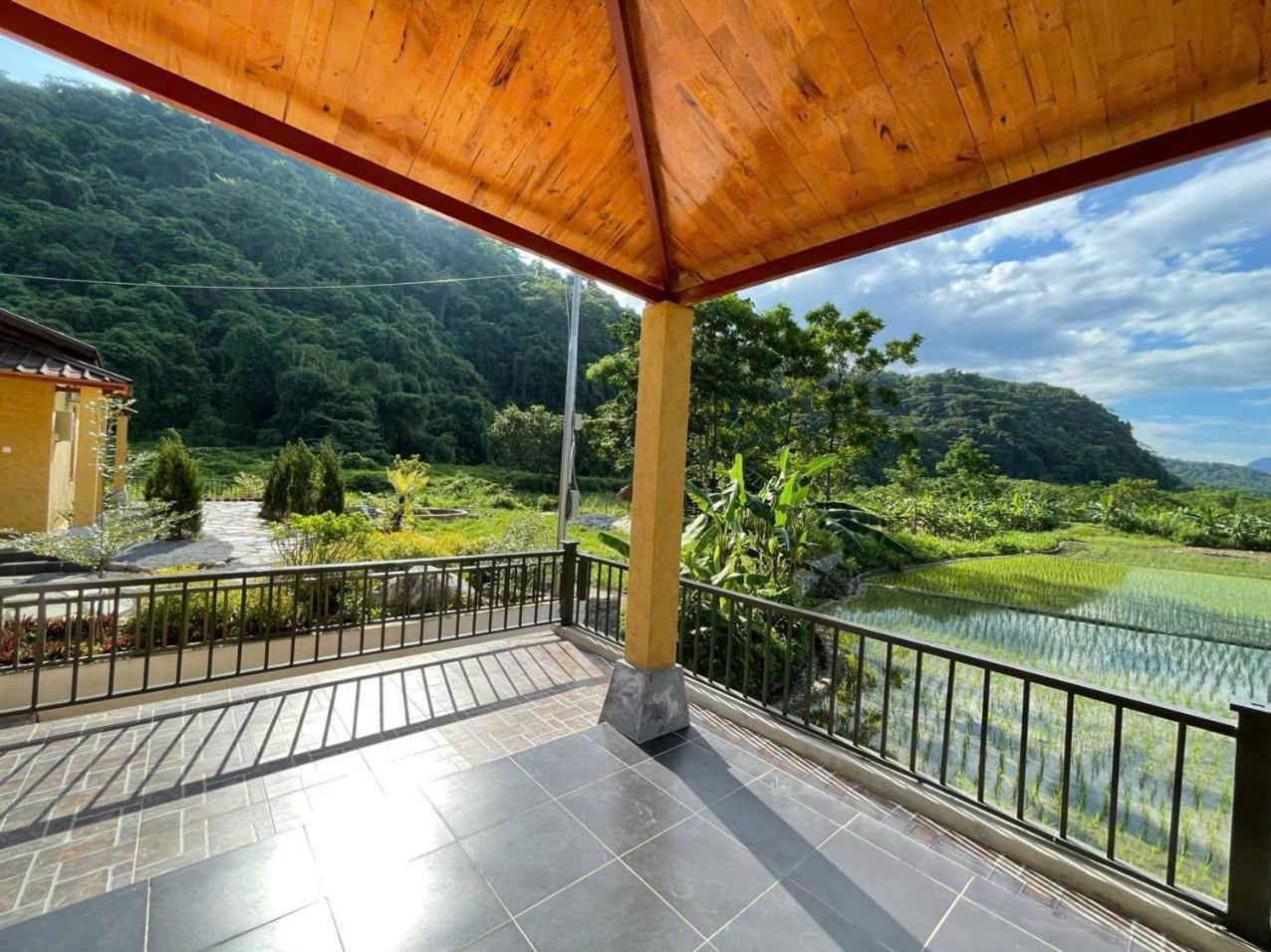 Sky Bay Lodge Ha Giang Exteriér fotografie