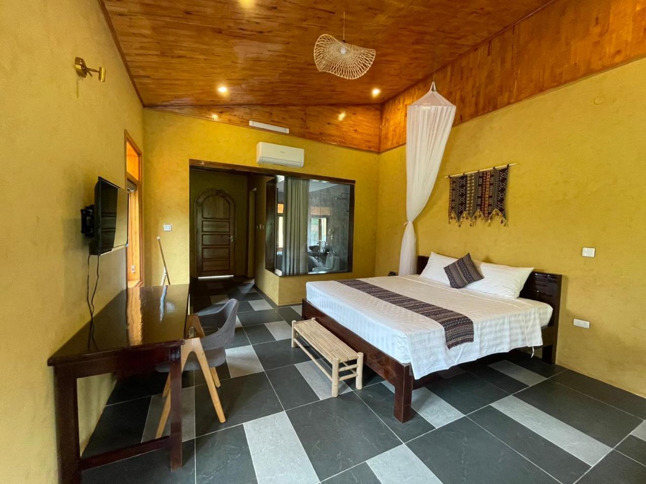 Sky Bay Lodge Ha Giang Exteriér fotografie
